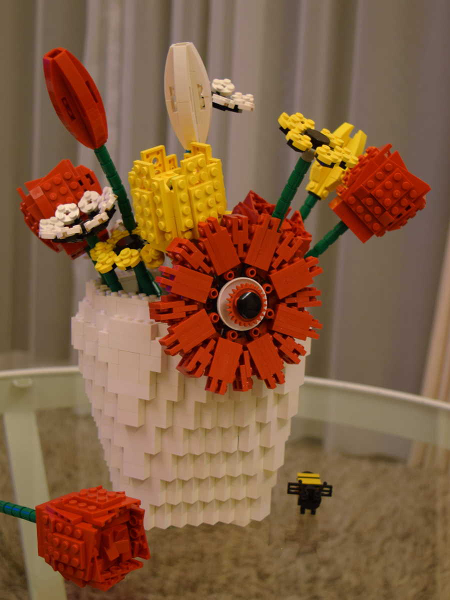 Lego Rose & Thistle Vase Completion! Brick Twist